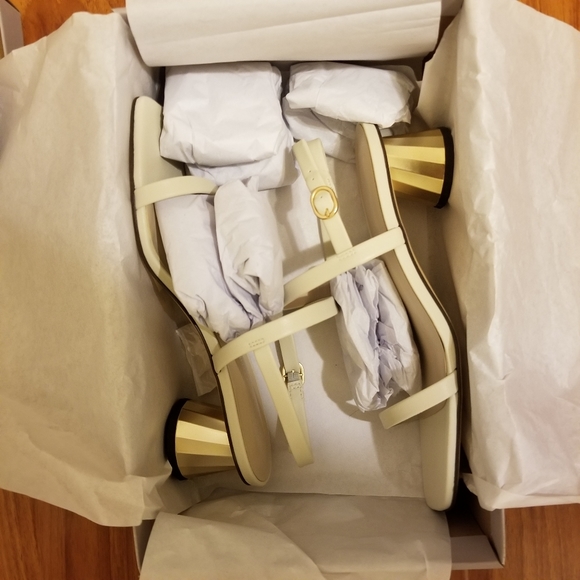 Charles & Keith Slingback sandals - Picture 3 of 3